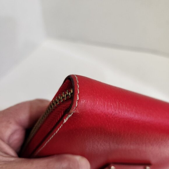 Kate Spade New York Red Leather Zip Around Wallet With Gold Logo Plate - Picture 4 of 5